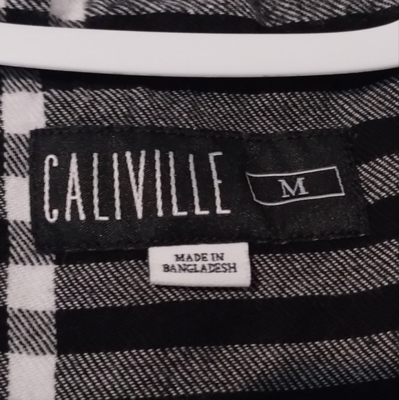 Black and White Plaid Button-Up Shirt With Hood - Picture 3 of 3